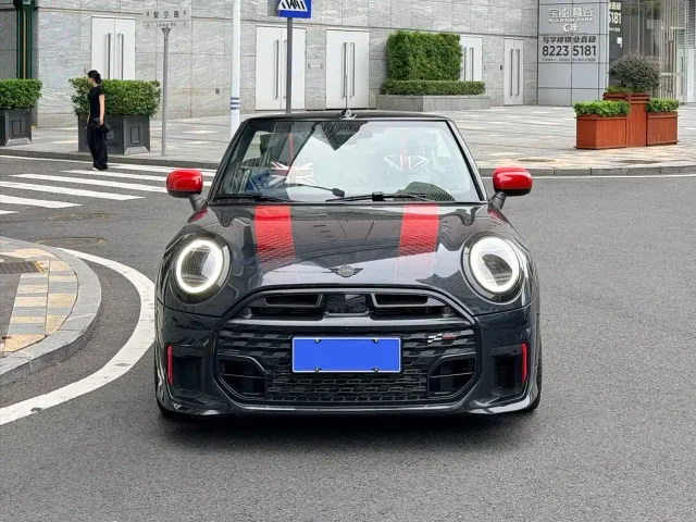 MINI John Cooper Works — Фото автомобиля 3