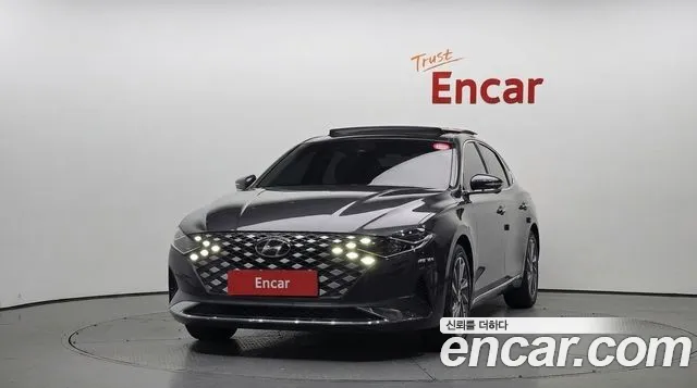 Hyundai Grandeur New — Фото автомобиля 3
