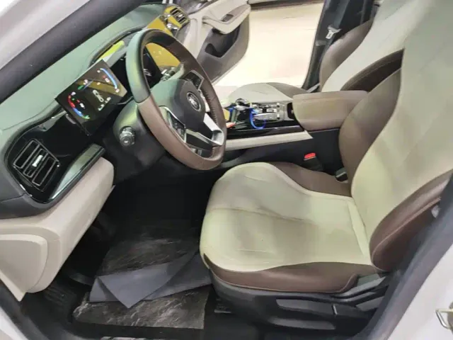 BYD Qin PLUS — Фото автомобиля 14