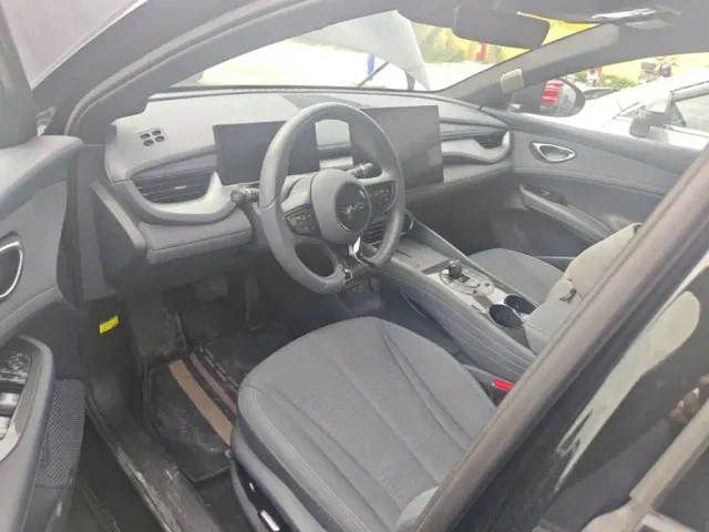 BYD Seal 06 GT — Фото автомобиля 9