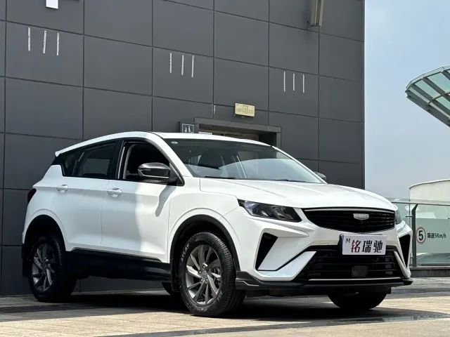 Geely Binyue — Фото автомобиля 3