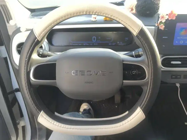 Geely Panda — Фото автомобиля 14