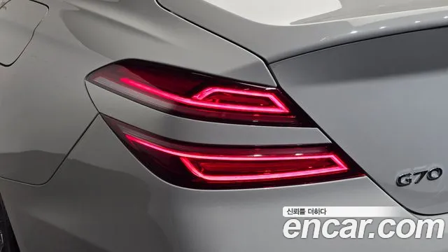 Genesis G70 G70 (New) — Фото автомобиля 23