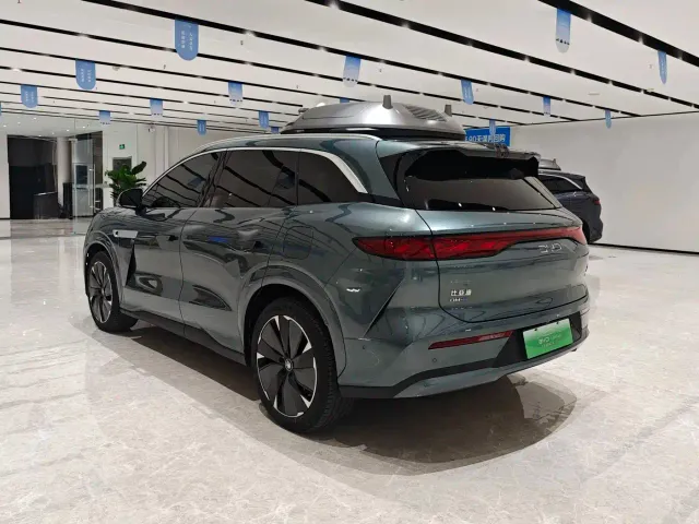 BYD Tang L — Фото автомобиля 13