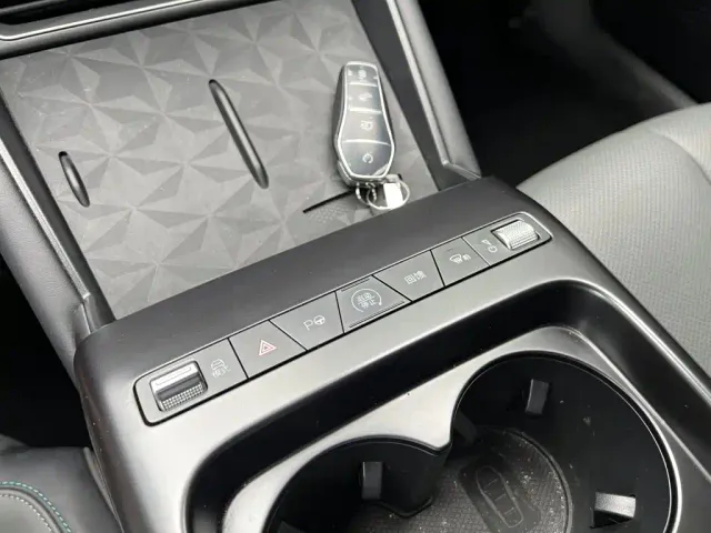 BYD Qin L — Фото автомобиля 11