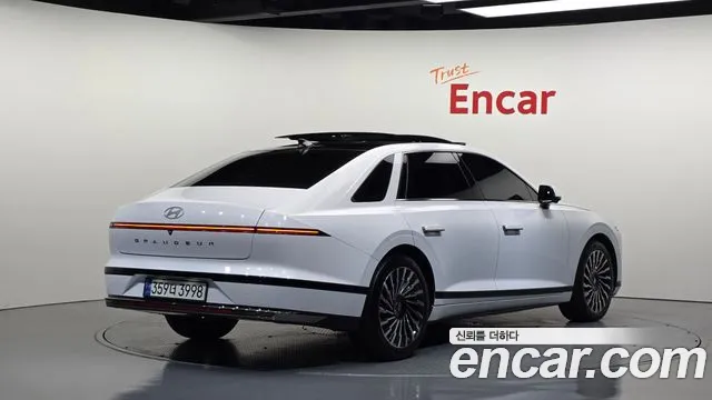 Hyundai Grandeur GN7 — Фото автомобиля 2