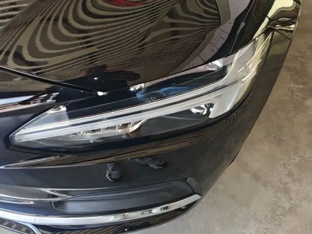Volvo S90 — Фото автомобиля 23