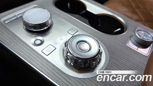 Genesis GV80 — Фото автомобиля 12