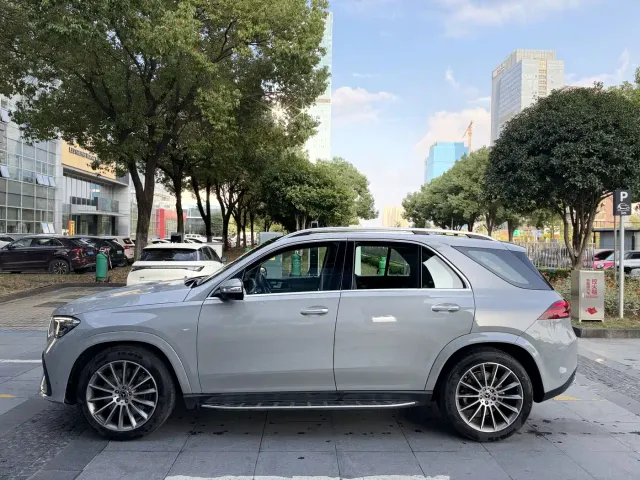 Mercedes-Benz GLE-Class — Фото автомобиля 5