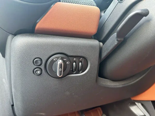 MINI Hatch — Фото автомобиля 13