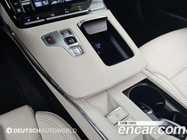 Hyundai Grandeur Grandeur (New) Hybrid — Фото автомобиля 15