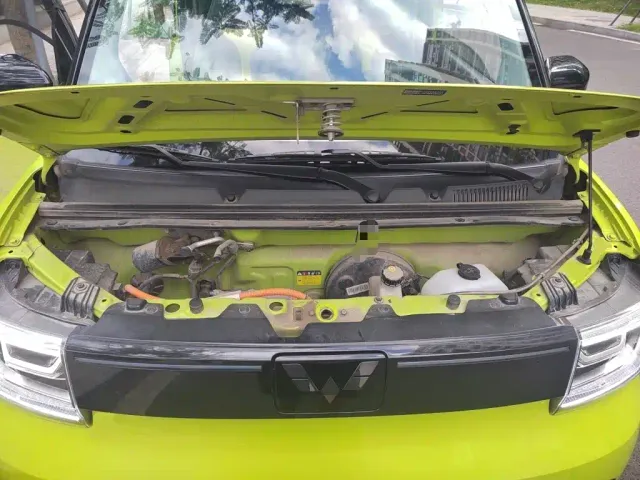 Wuling Hongguang Mini EV — Фото автомобиля 10