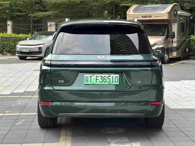 Li Auto L9 — Фото автомобиля 3
