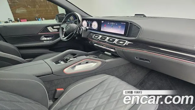Mercedes-Benz GLS-Class — Фото автомобиля 13