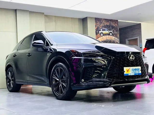 Lexus RX — Фото автомобиля 3