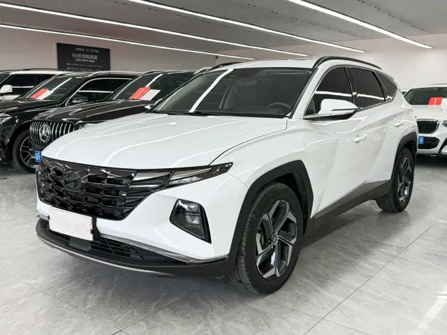Фотография автомобиля — Hyundai Tucson