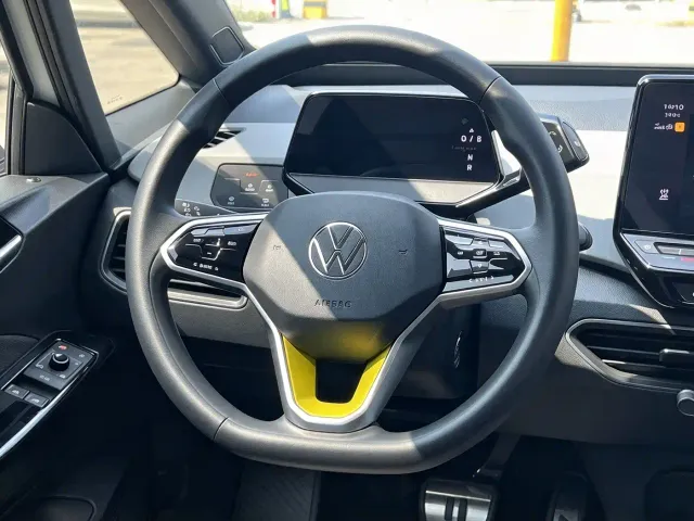 Volkswagen ID.3 — Фото автомобиля 12