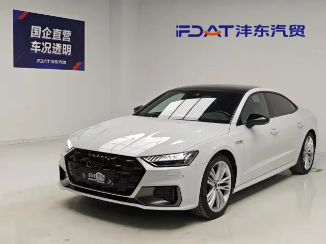 Фотография автомобиля — Audi A7L