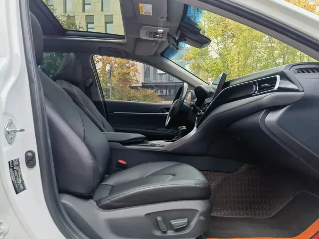 Toyota Camry — Фото автомобиля 13