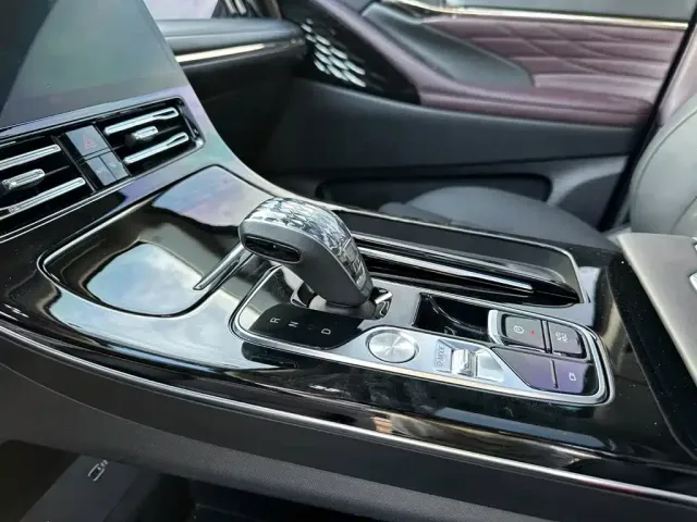 GAC Trumpchi M8 — Фото автомобиля 16