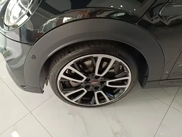 MINI Hatch — Фото автомобиля 22