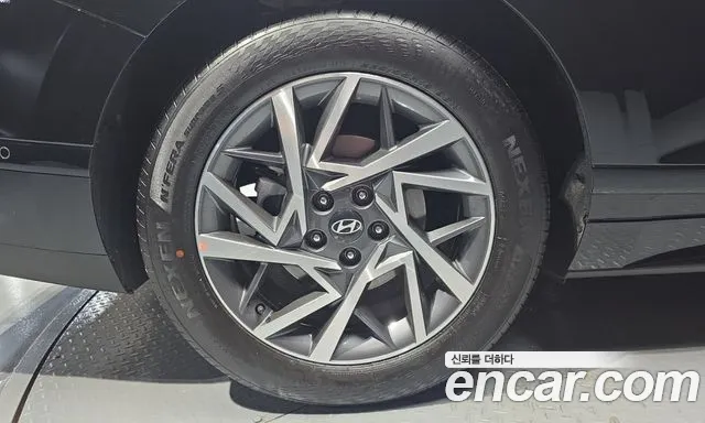 Hyundai Grandeur GN7 — Фото автомобиля 5