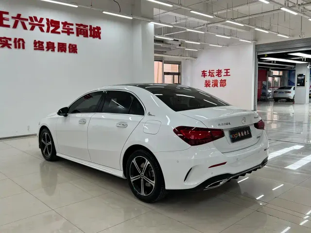 Mercedes-Benz A-Class — Фото автомобиля 6