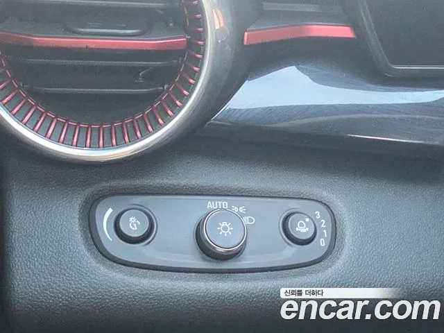 ChevroletGMDaewoo Trax Trax Кроссовер — Фото автомобиля 10