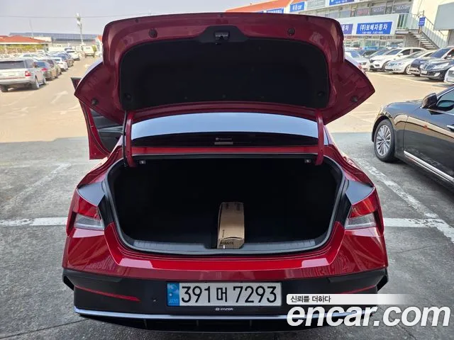 Hyundai AVANTE Новый Avante (CN7) — Фото автомобиля 18