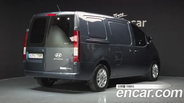 Hyundai Staria — Фото автомобиля 2