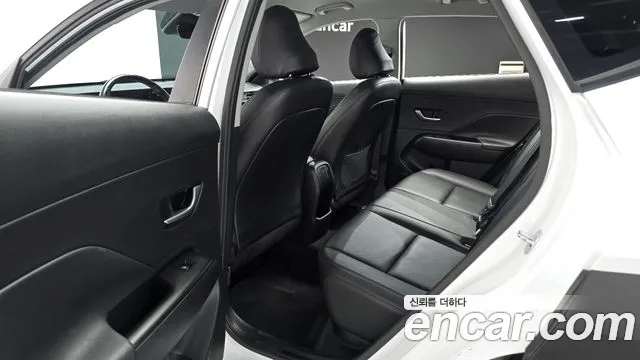Hyundai Kona — Фото автомобиля 11