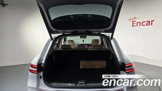 Genesis GV70 2.5T Бензин AWD — Фото автомобиля 15