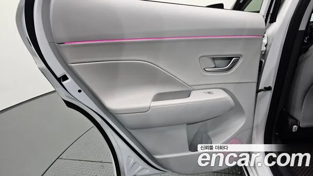 Hyundai Kona SX2 — Фото автомобиля 14