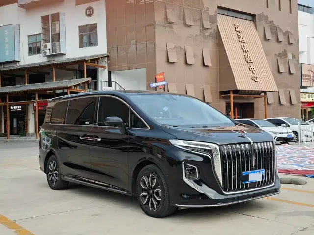 Hongqi HQ9 — Фото автомобиля 3