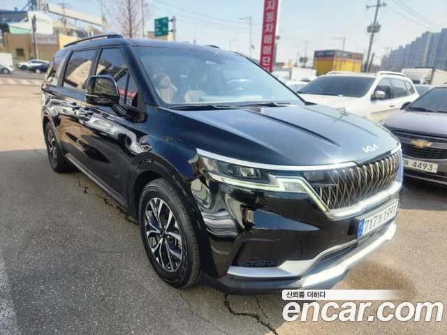 Фотография автомобиля — Kia Carnival Generation 4