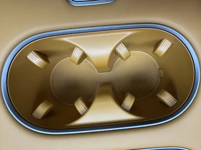 Li Auto i6 — Фото автомобиля 23