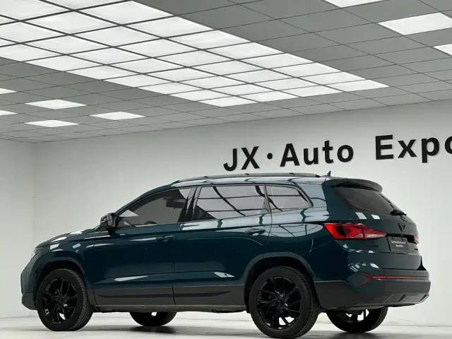 Jetta VS7 — Фото автомобиля 9