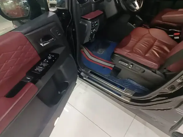 Honda Elysion — Фото автомобиля 15