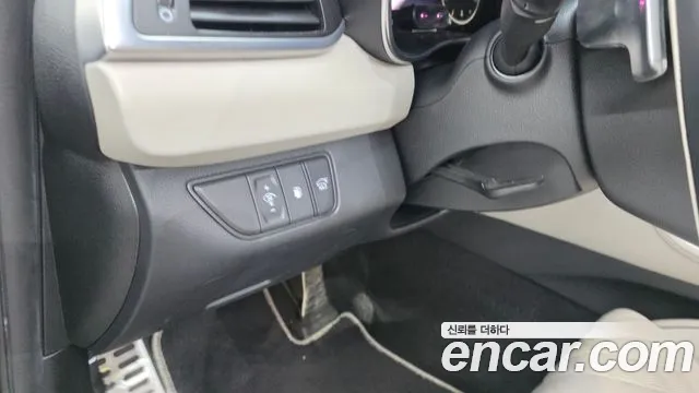 Genesis G70 New — Фото автомобиля 28