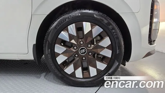 Hyundai Staria Staria — Фото автомобиля 19