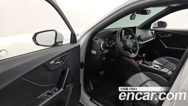 Audi Q2 35 TDI Premium — Фото автомобиля 7
