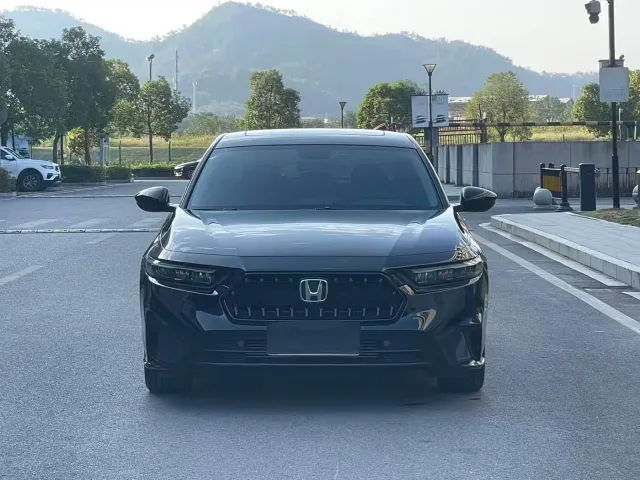 Honda Inspire — Фото автомобиля 2