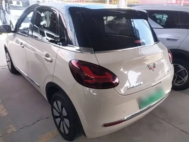 Wuling Bingo — Фото автомобиля 4