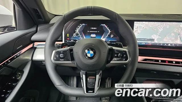 BMW 5 Series G60 — Фото автомобиля 13