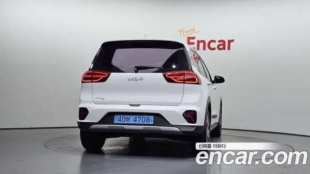 Kia Niro Niro Plus Air — Фото автомобиля 4