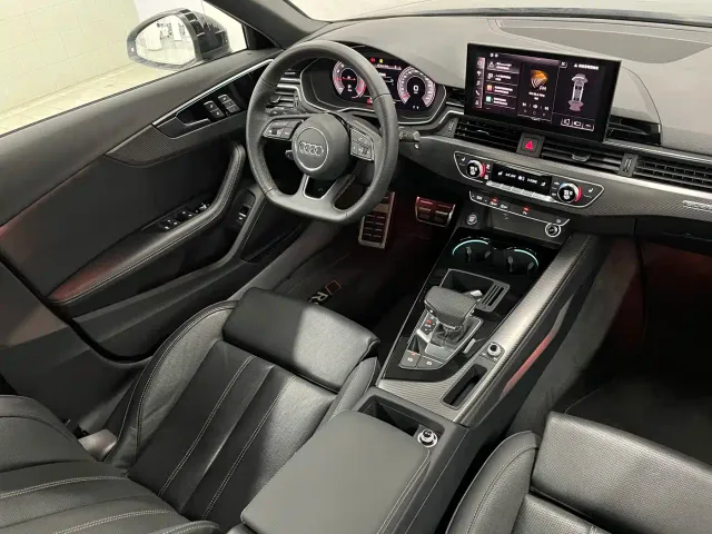 Audi A4L — Фото автомобиля 7