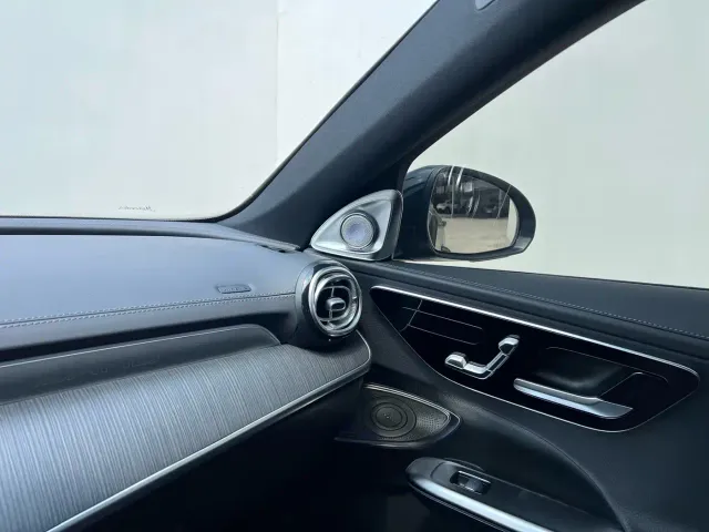 Mercedes-Benz C-Class — Фото автомобиля 12