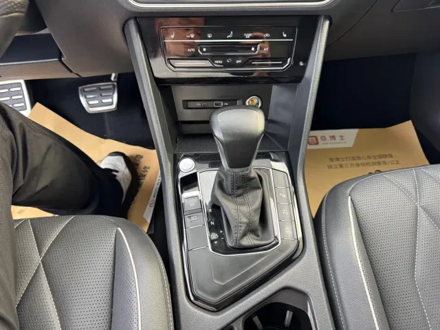 Volkswagen Tiguan L — Фото автомобиля 8