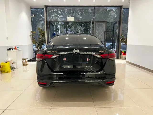 Nissan Sylphy — Фото автомобиля 18