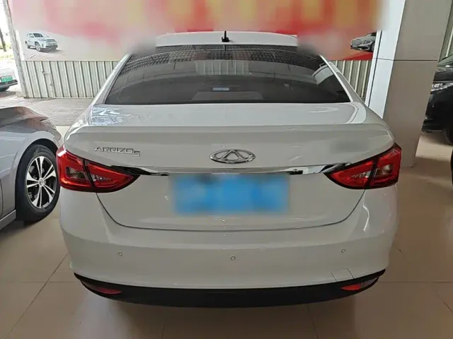 Chery Arrizo 5 — Фото автомобиля 5